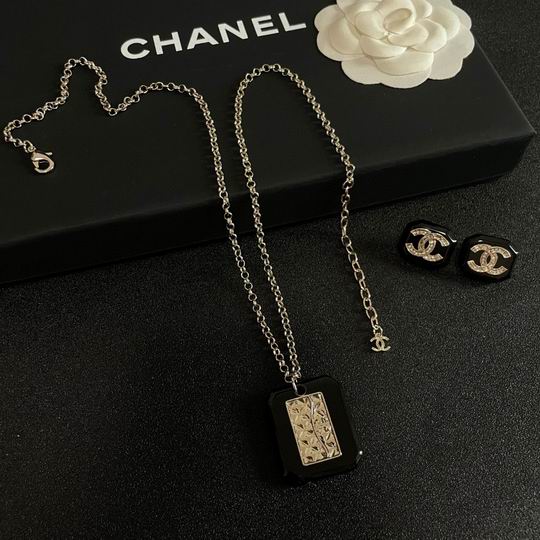 Chanel necklace 11lyh167